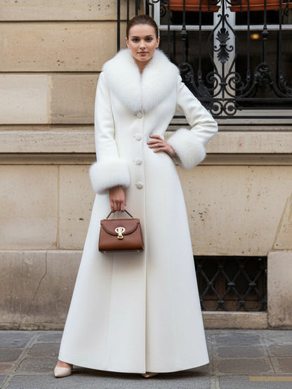Maxi White Woolen Coat with Faux Fur Collar And Cuffs For Women 2026