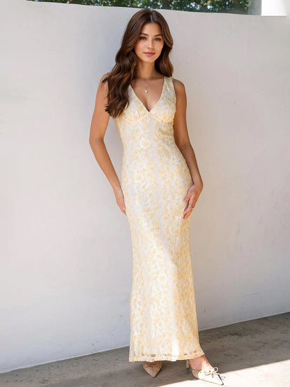 Sleeveless Lace Maxi Dress With Deep V-Neck And Open Back For Summer 2026
