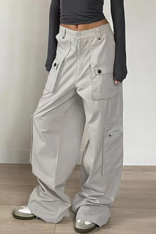 Retro Low-Waisted Pocket Denim Cargo Pant