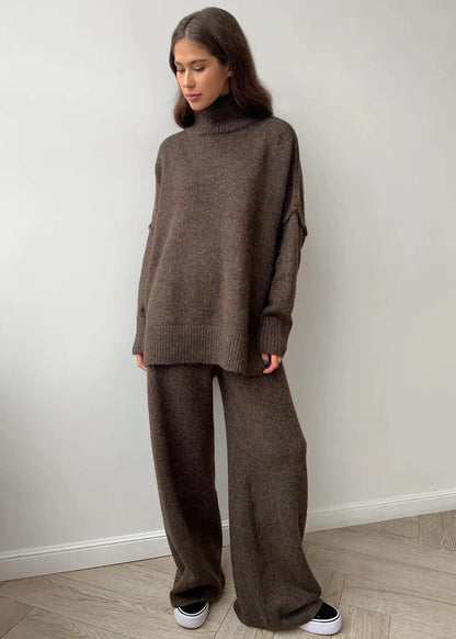 Luxe Comfort - Oversized Knit Sweater and Pants Set