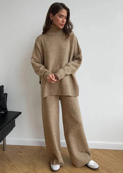 Luxe Comfort - Oversized Knit Sweater and Pants Set