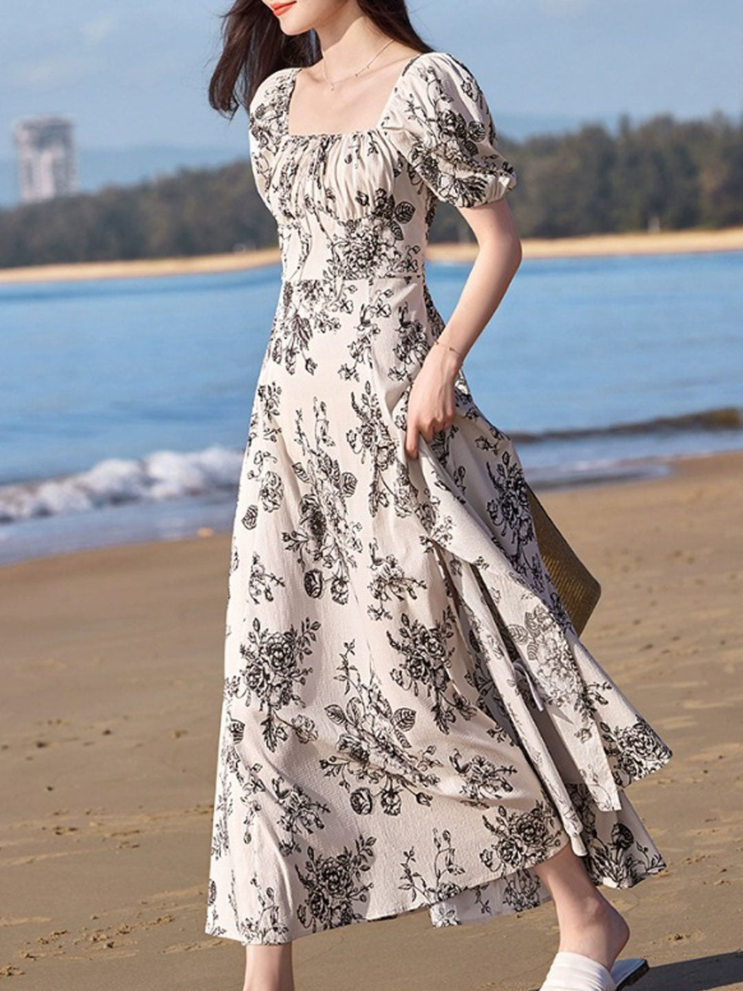 Gianna Elegant Square Neck Puff Sleeve Floral Dress