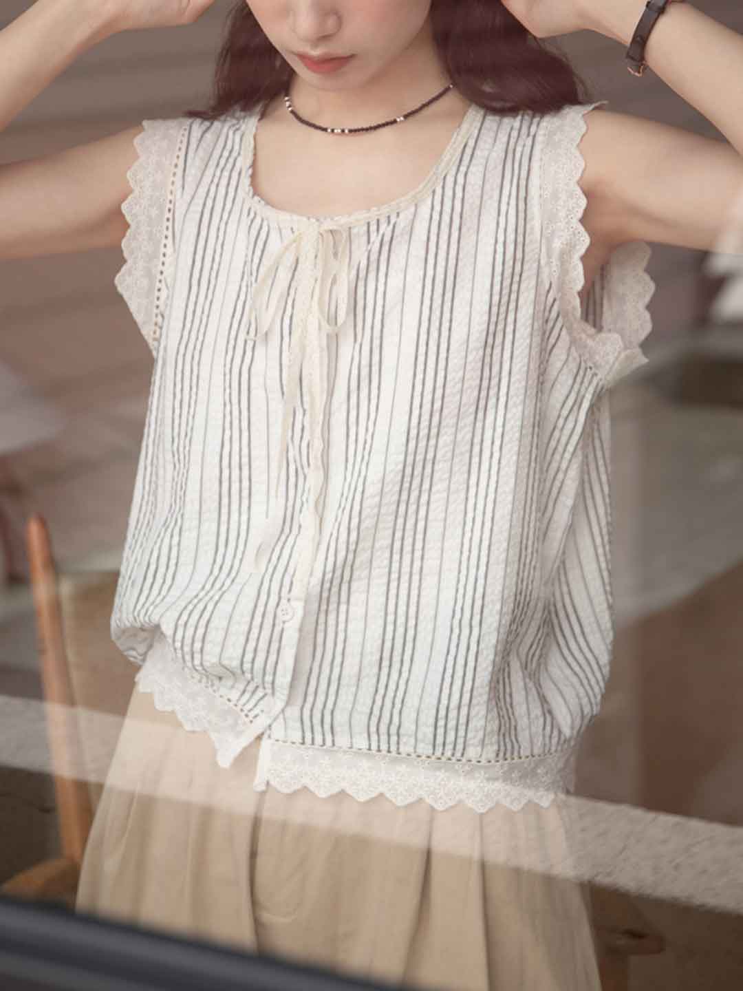 Gianna Vintage Crew Neck Lace Striped Top