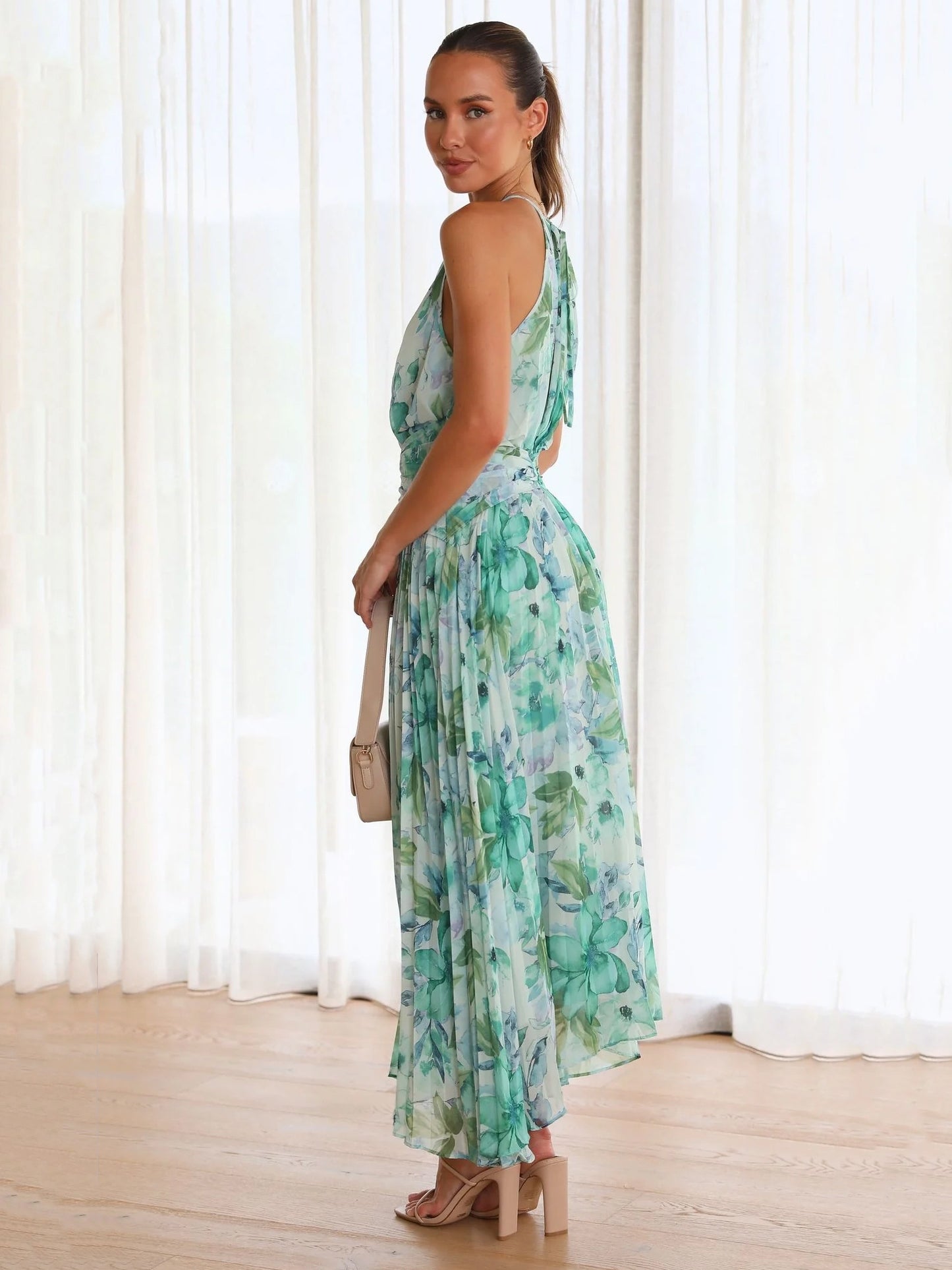 Print Maxi Dresses Floral Sleeveless Halter Elegant Layered Pleated Backless Long Summer Dresses