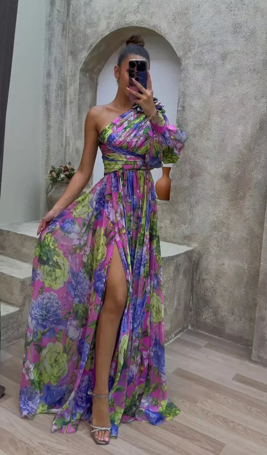 Paige | Stunning Flowing Gown