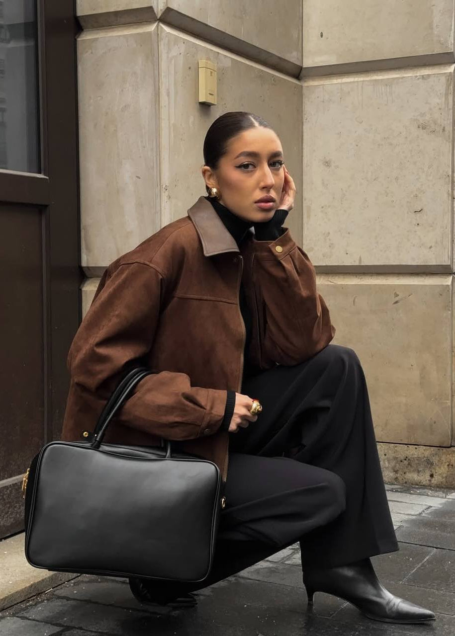 Vintage Edge - Oversized Suede Jacket with Contrast Collar