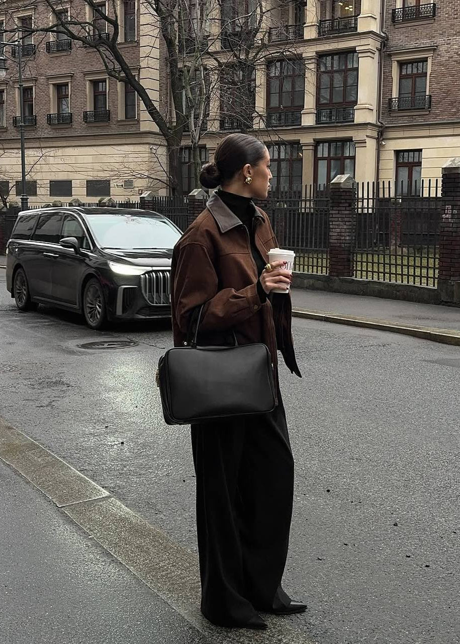 Vintage Edge - Oversized Suede Jacket with Contrast Collar