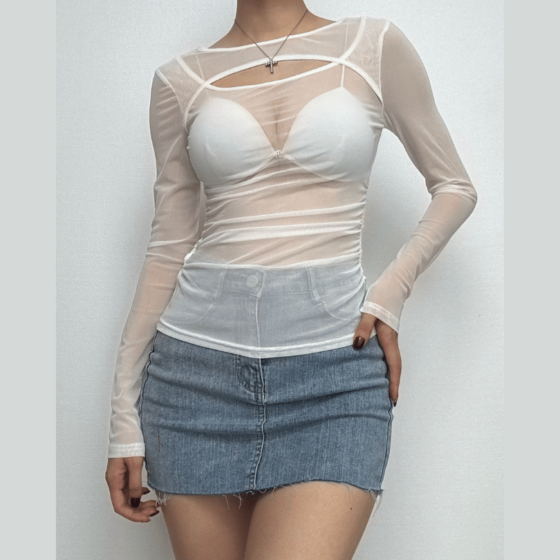 Long sleeve ruched sheer mesh solid top