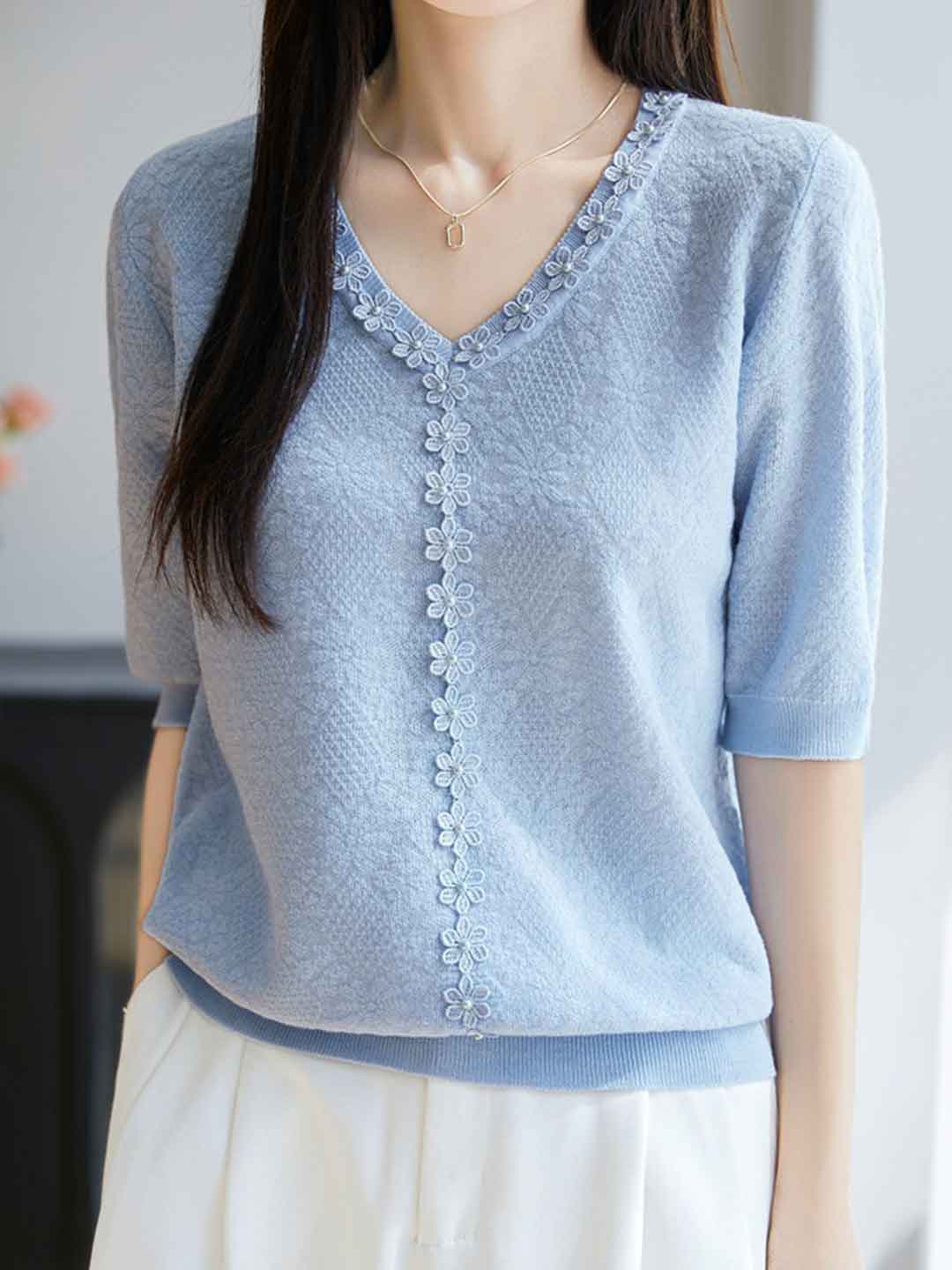 Ariana Loose V-Neck Beaded Floral Top