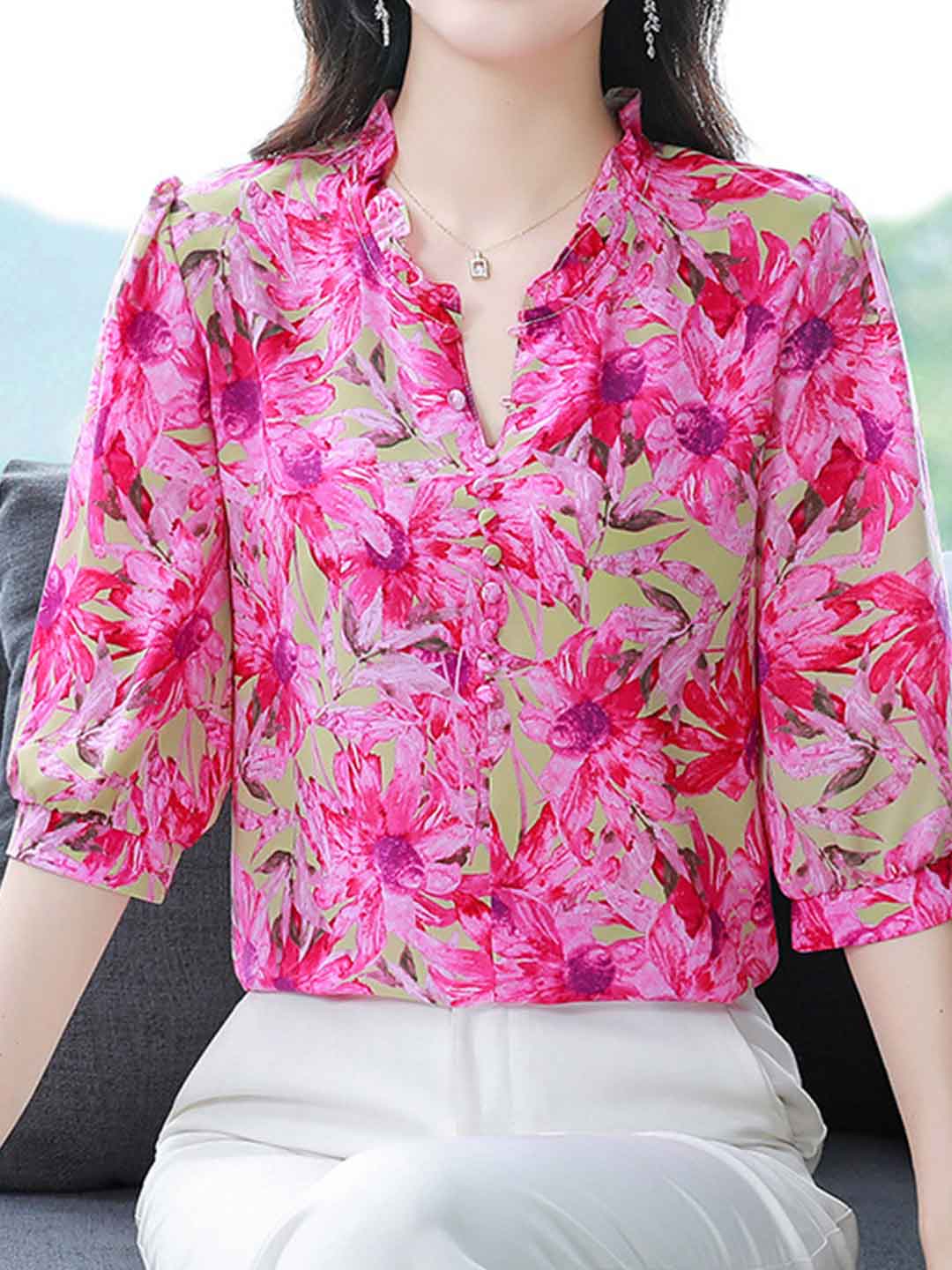 Bailey Loose V-neck Floral Ruffle Chiffon Top