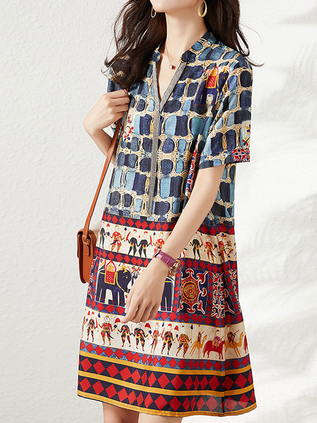 Bella Loose V-neck Printed Dress