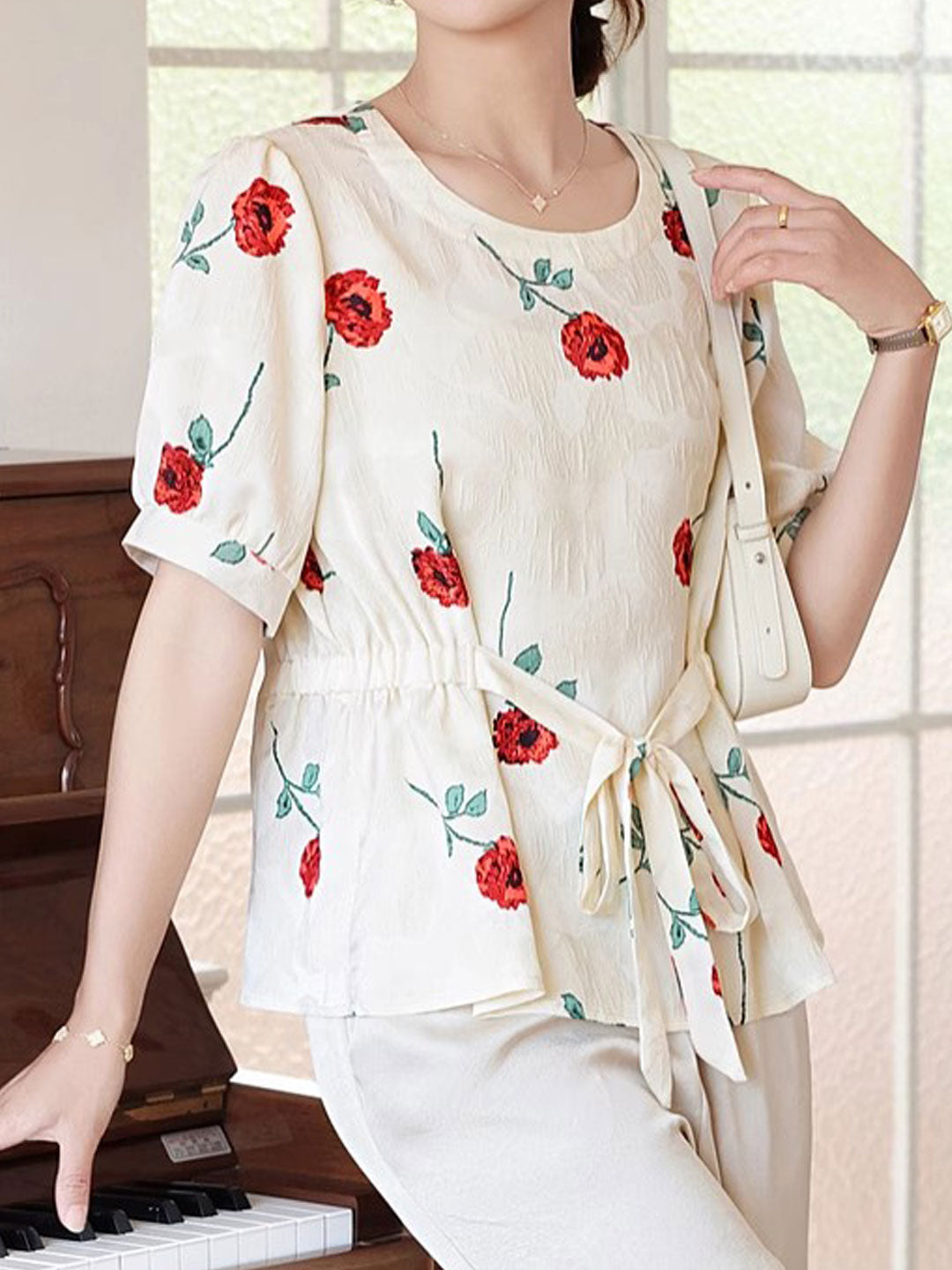 Aaliyah Loose Crew Neck Floral Top