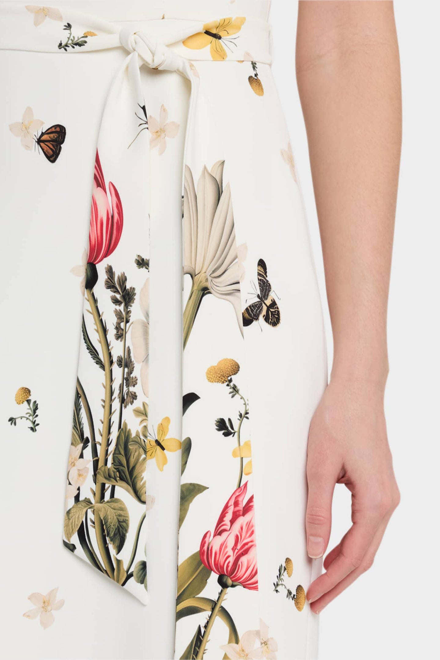 Moira Butterfly Printed Sleeveless Maxi Dress