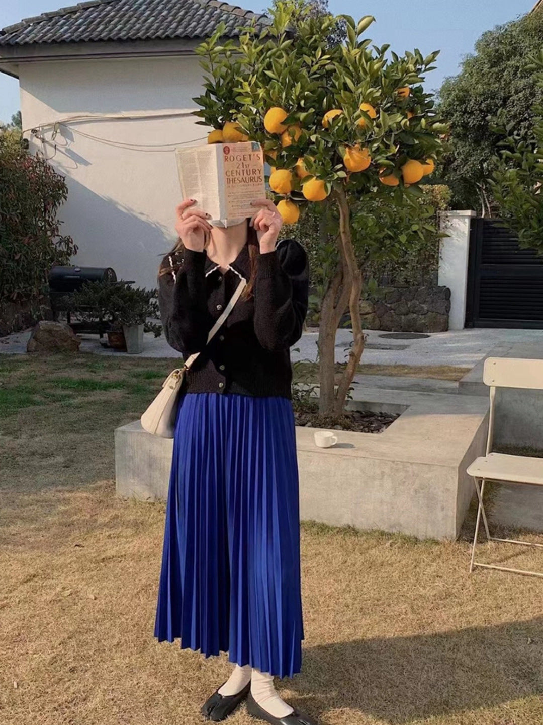 Alicia Classic Doll Collar Embroidery Knitted Cardigan