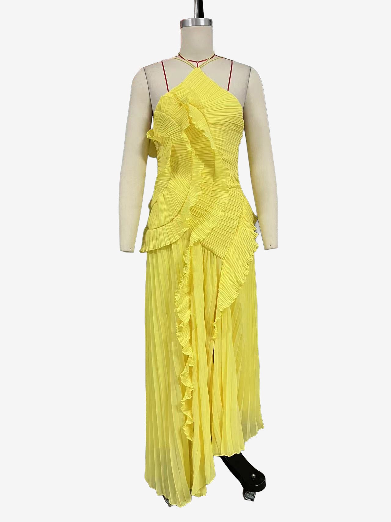 Halter Neck Ruffled Chiffon Maxi Gown With Irregular Hem For Special Events 2026