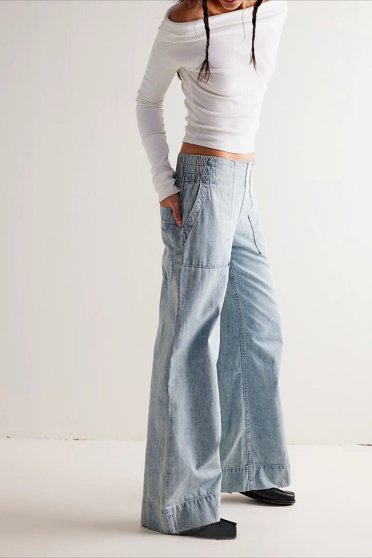 Ruched Elastic Waist Wide Leg Jean