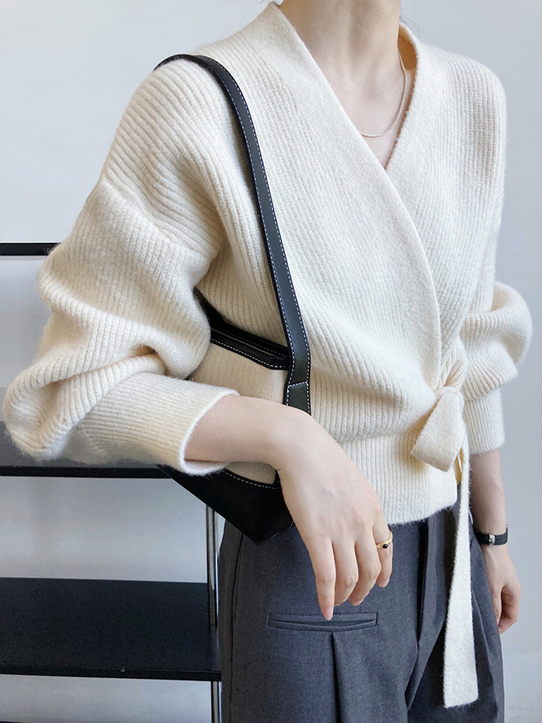 Emily Retro V-neck Knitted Cardigan-Gray