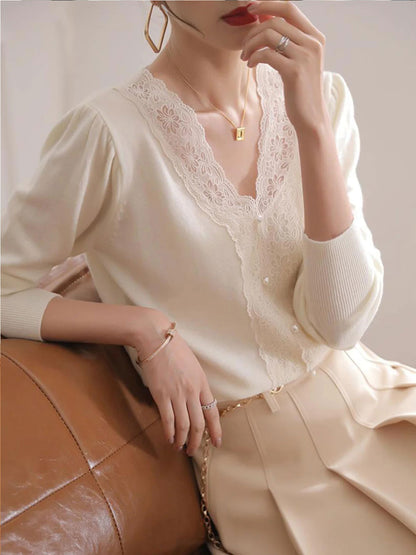 Elaine French Style  V-Neck Lace Stitching Knitted Sweater-Black