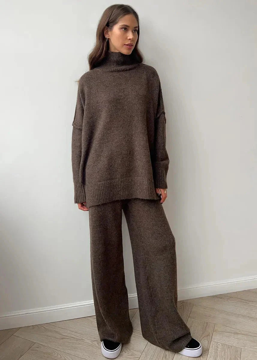 Luxe Comfort - Oversized Knit Sweater and Pants Set