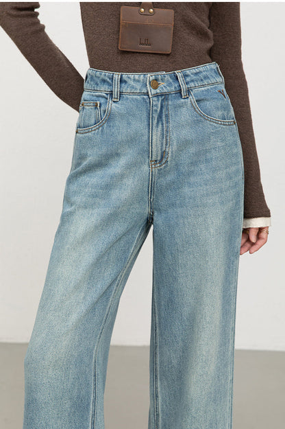 Soft High Rise Embroidered Cropped Jeans