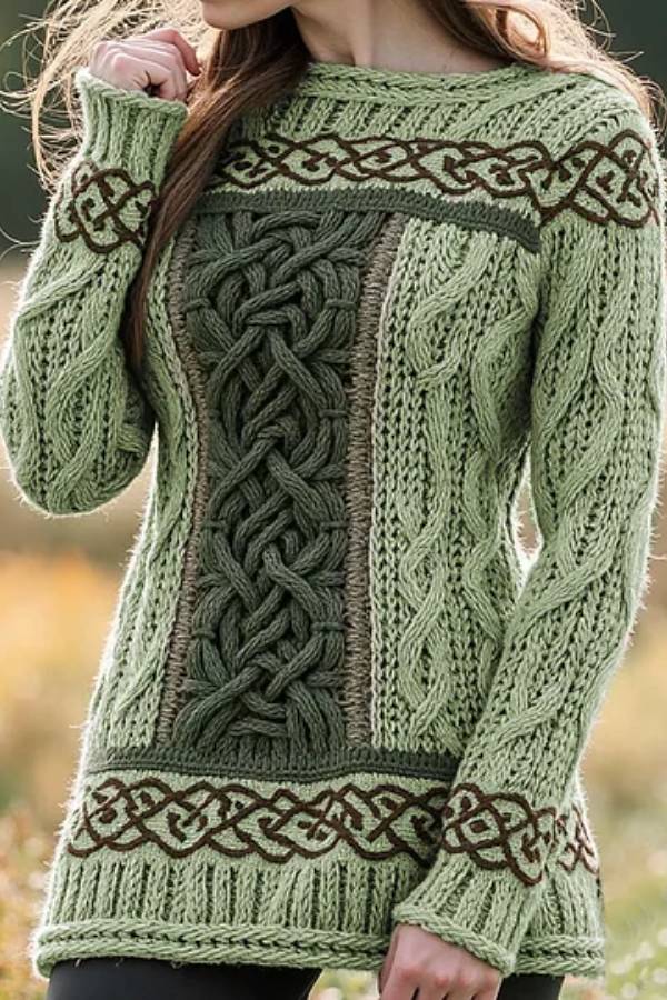 Women's Irish Celtic Knotted Contrast Jacquard Sweater
