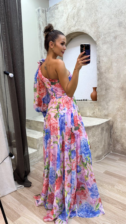 Paige | Stunning Flowing Gown