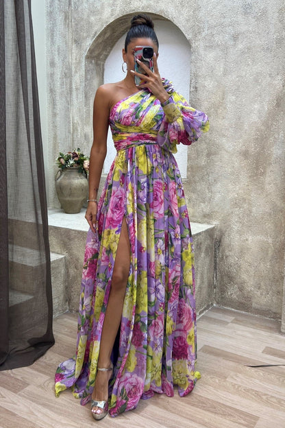 Paige | Stunning Flowing Gown