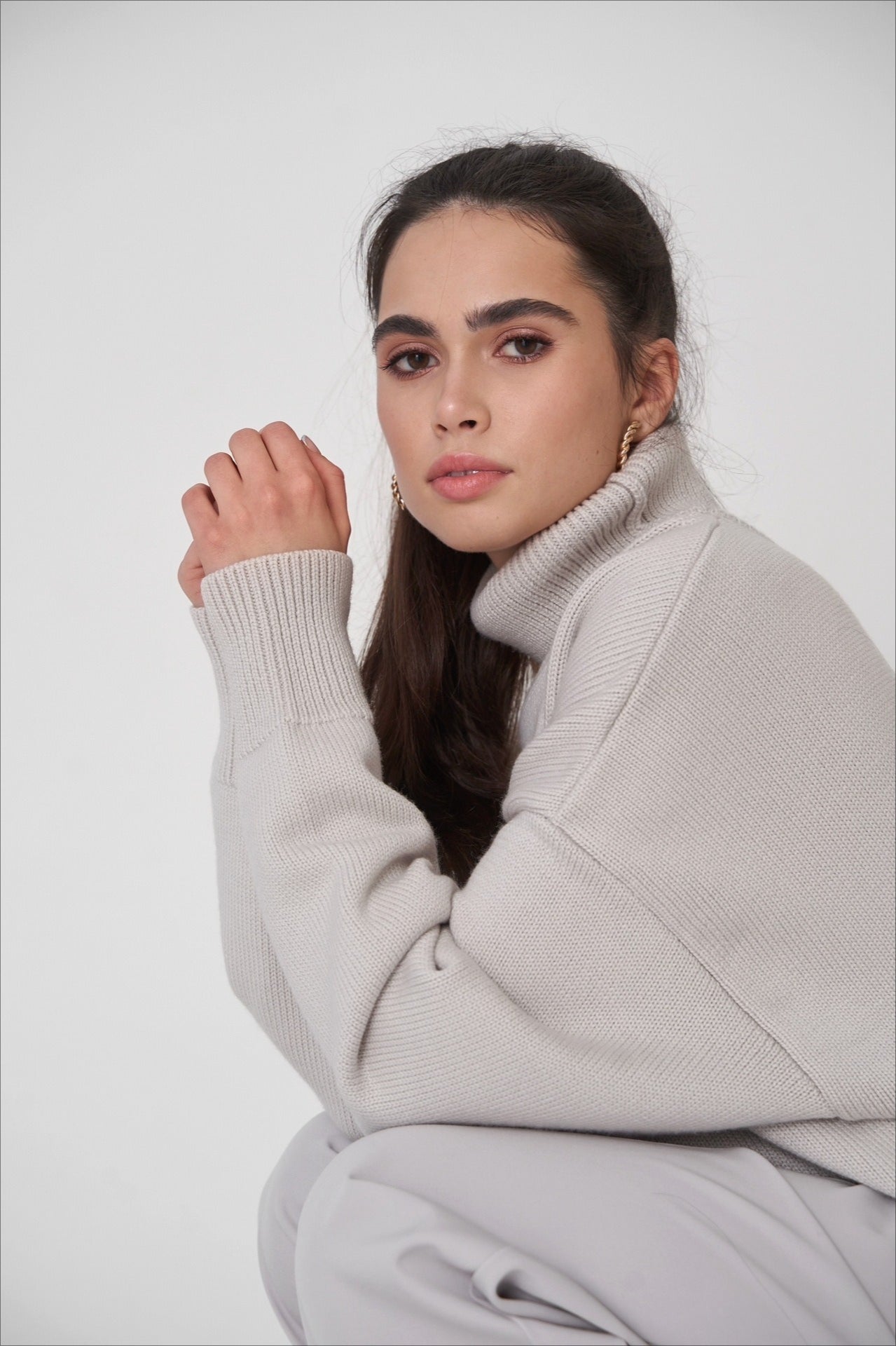 Basic Solid Knit Turtleneck Sweater