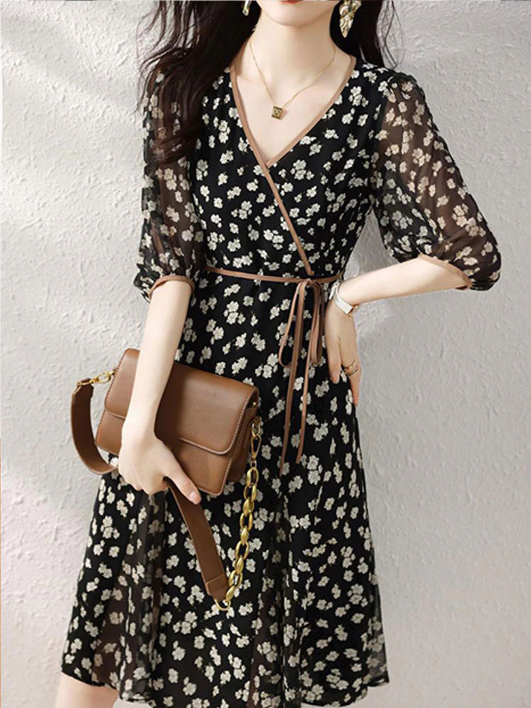 Molly Retro Floral Wrap Waisted Dress-Black Long