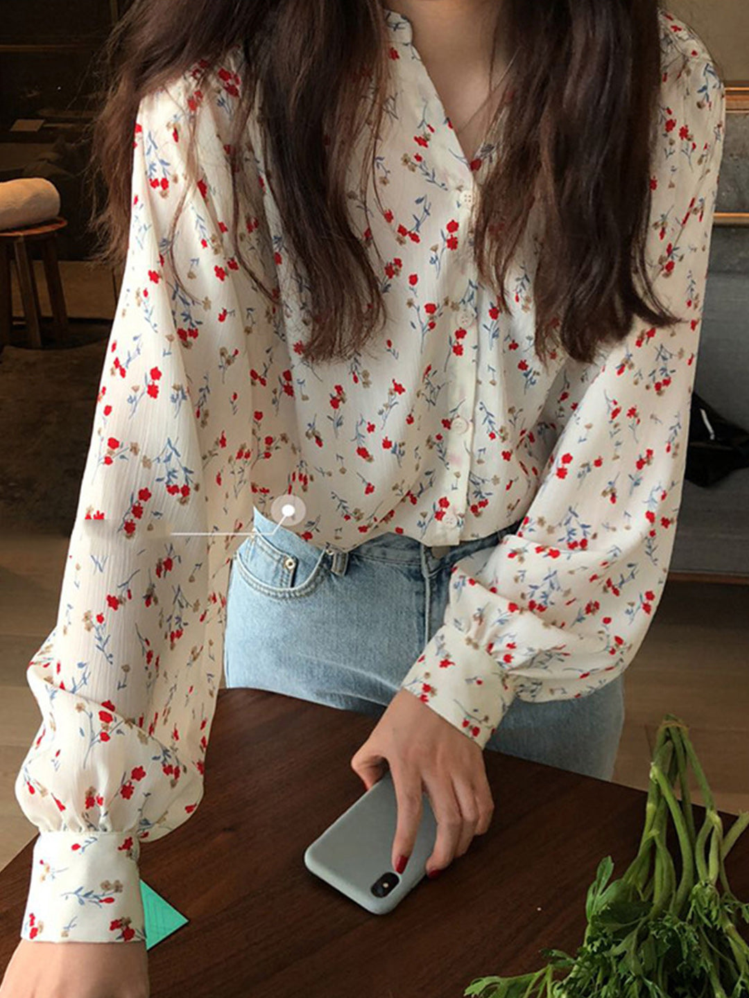 Adela Vintage Floral Print Crew Neck Blouse