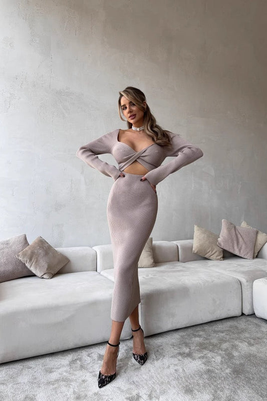 Ruched Knot Slim Fit Maxi Dress