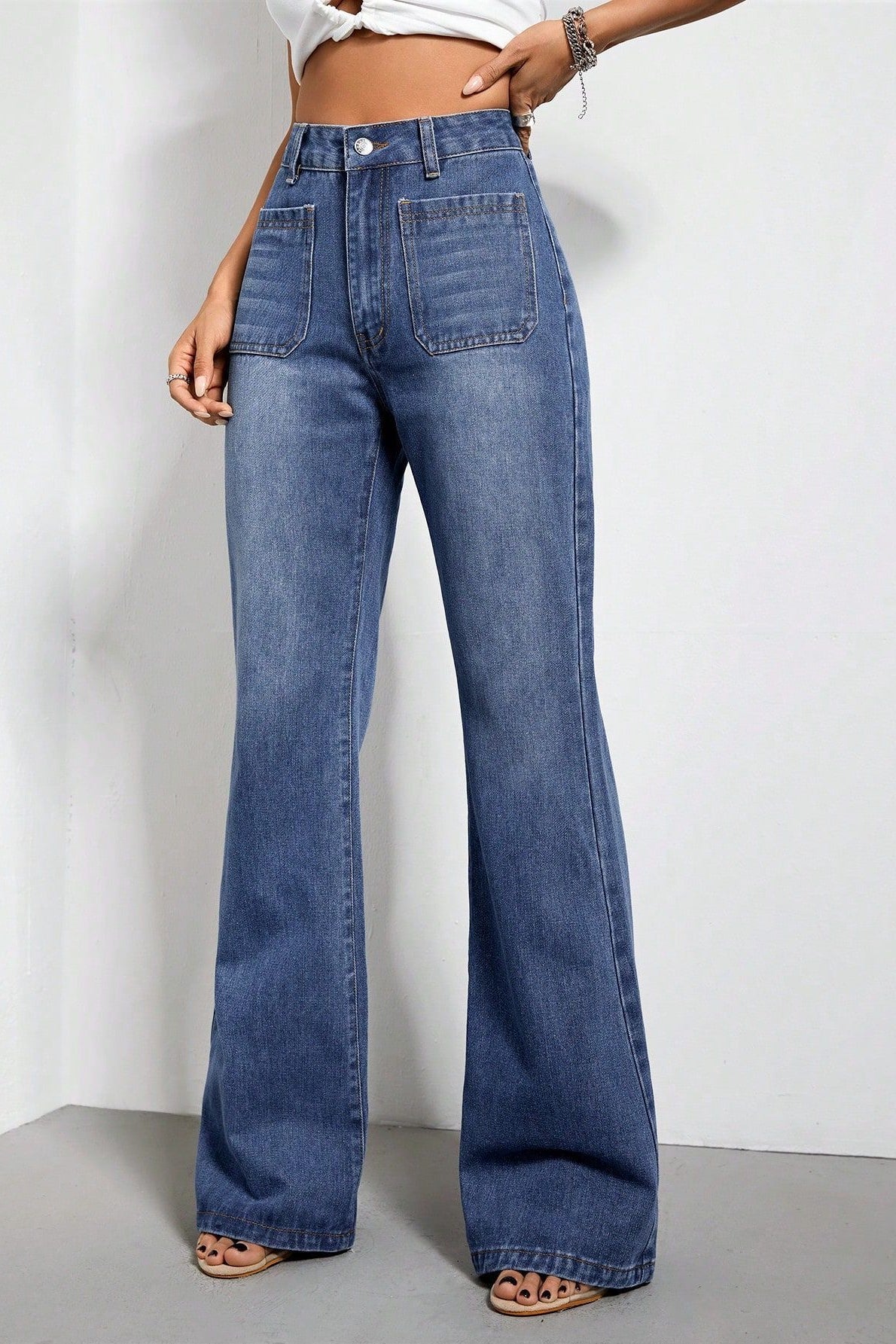 High Rise Straight Cut Jean