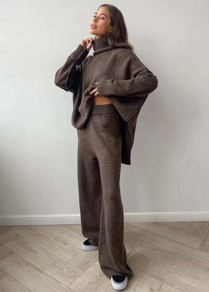 Luxe Comfort - Oversized Knit Sweater and Pants Set