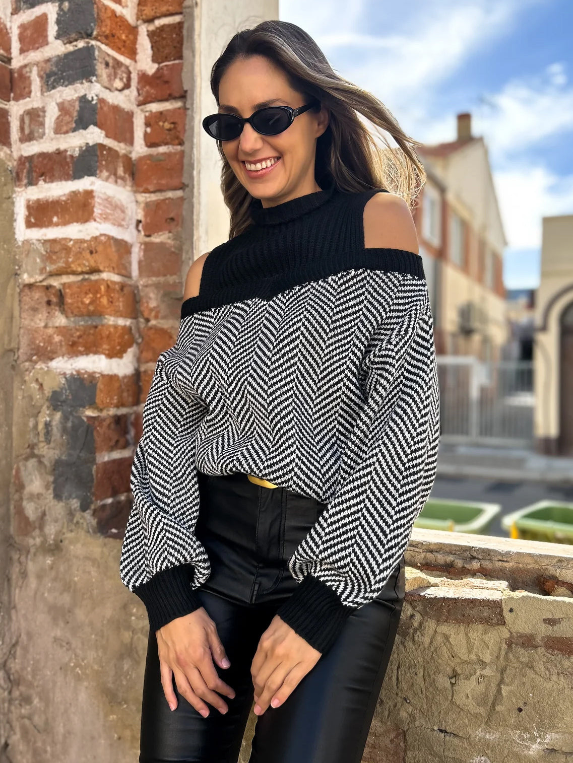 Pullovers For Women Black Color Block Jewel Neck Long Sleeves Open Shoulder Acrylic Sweaters