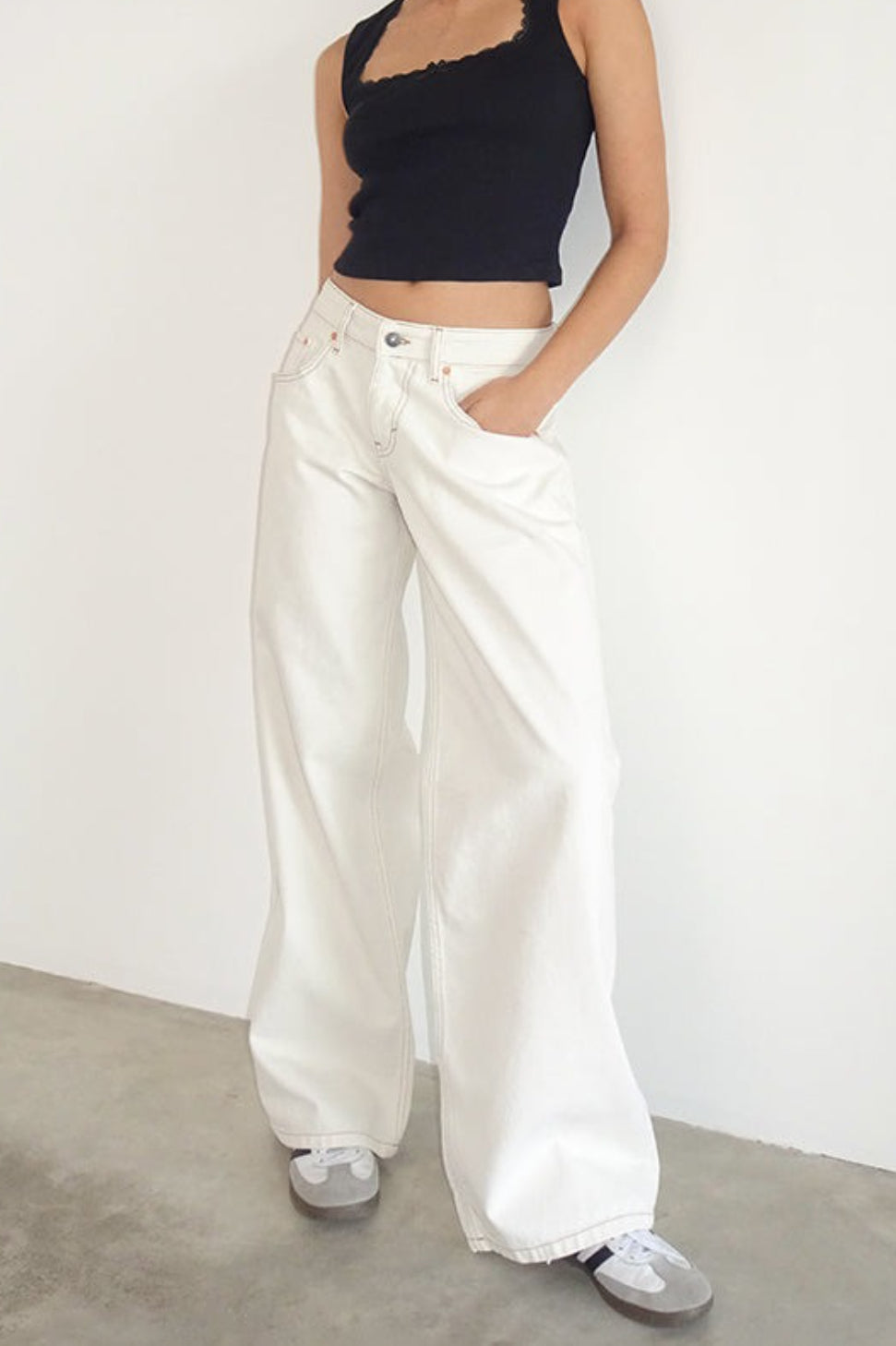 Vintage Low Rise Washed Straight Jeans