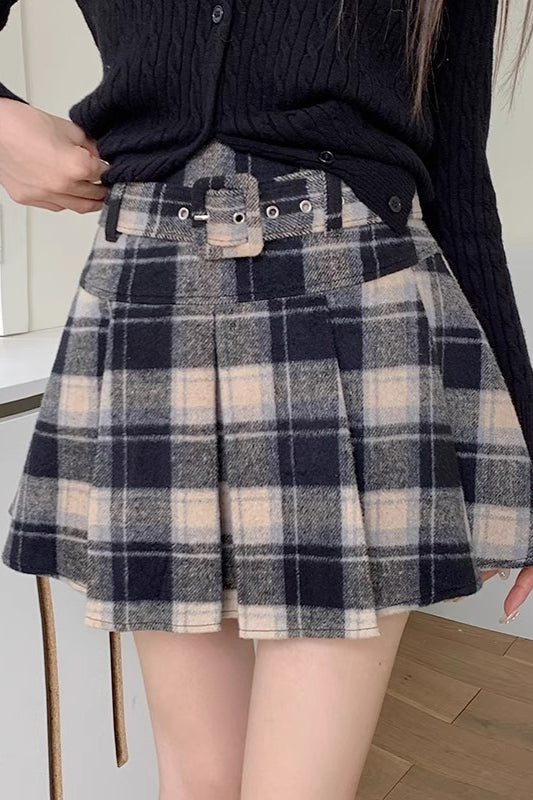 Plus Size Wool Plaid Pleated Skirt