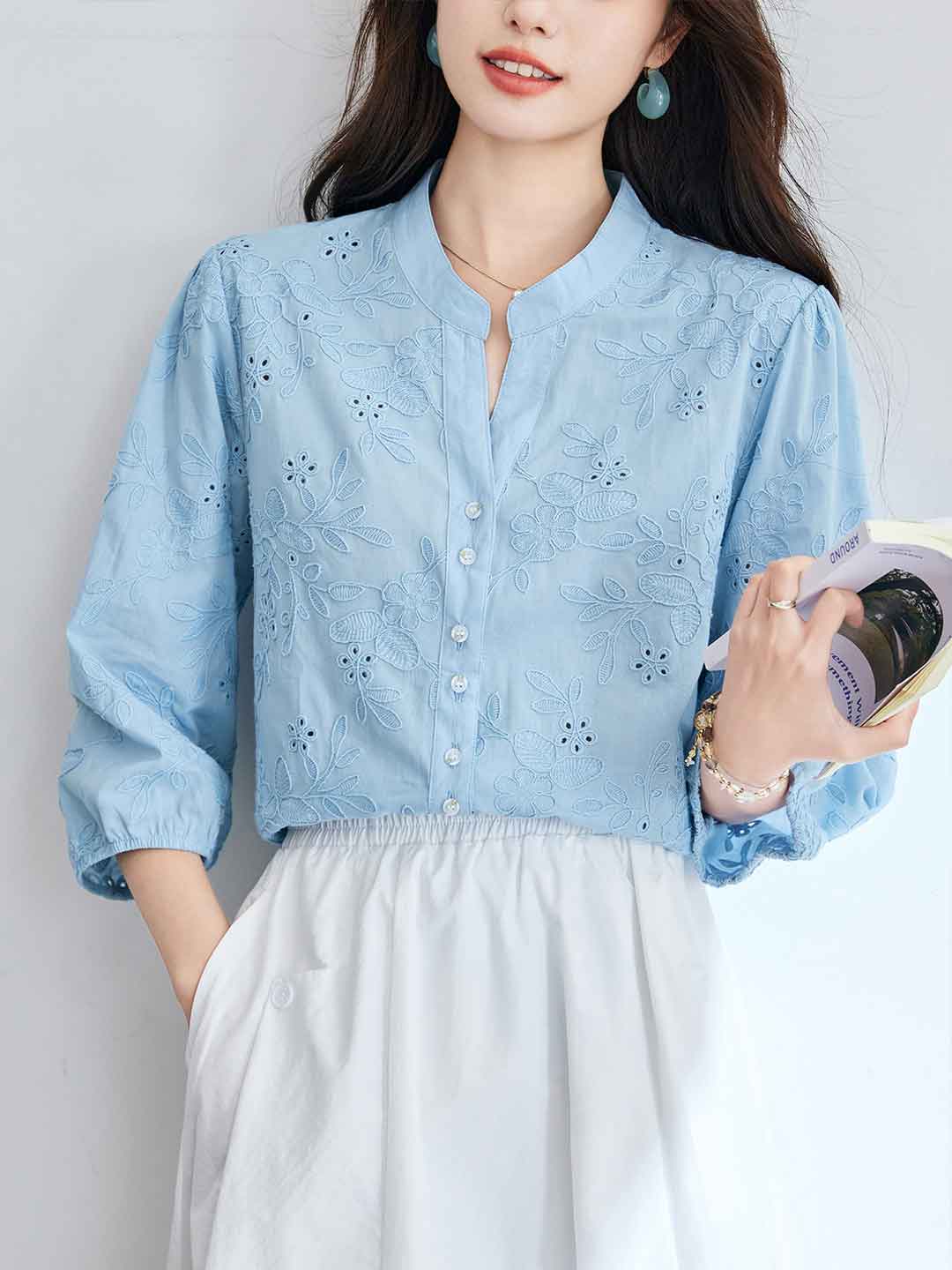 Bella Elegnat V-Neck Embroidered Hollowed Top