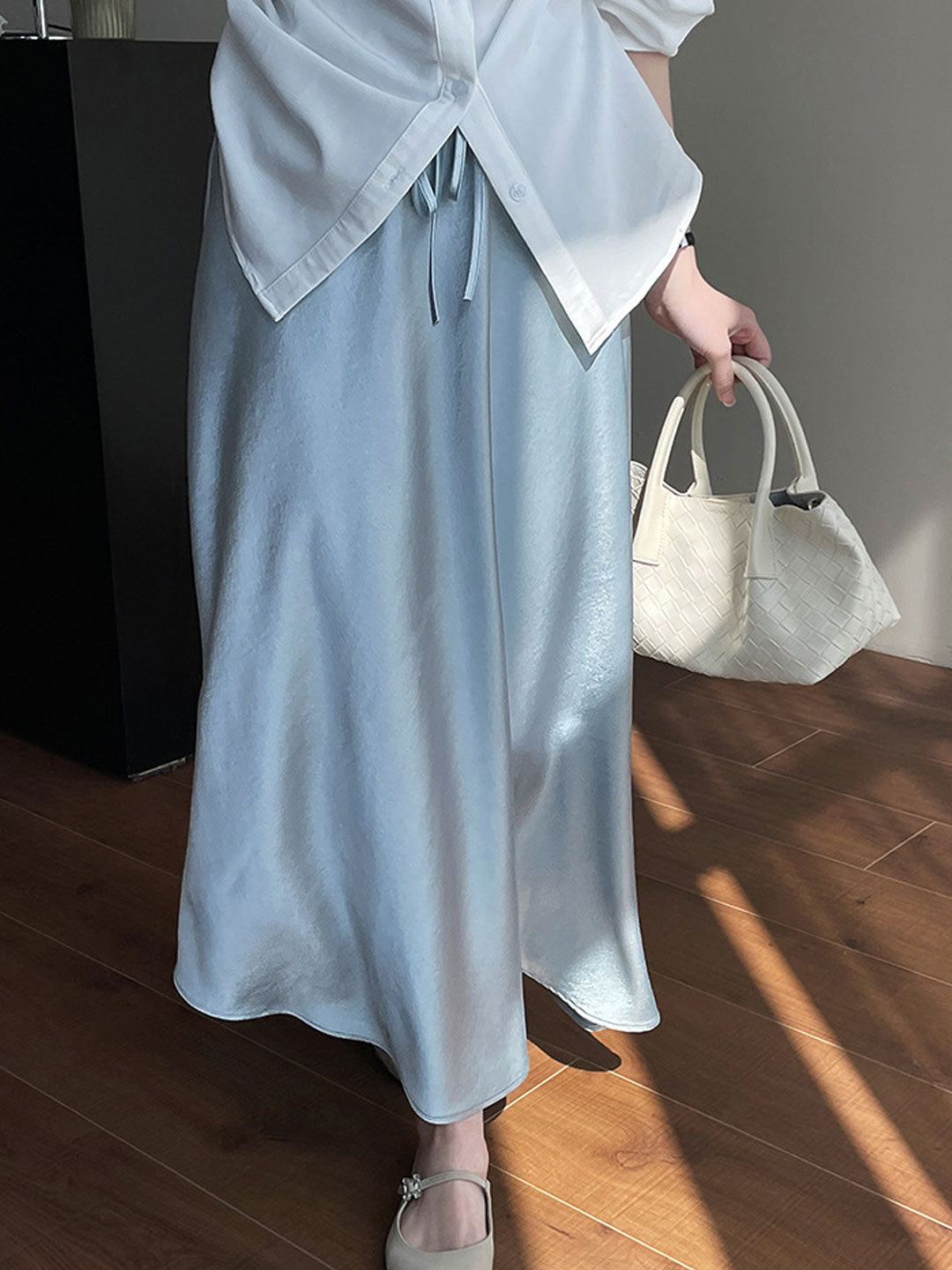 Mary Elegant Solid Color Satin Skirt