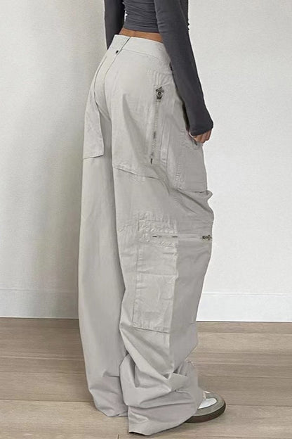 Retro Low-Waisted Pocket Denim Cargo Pant