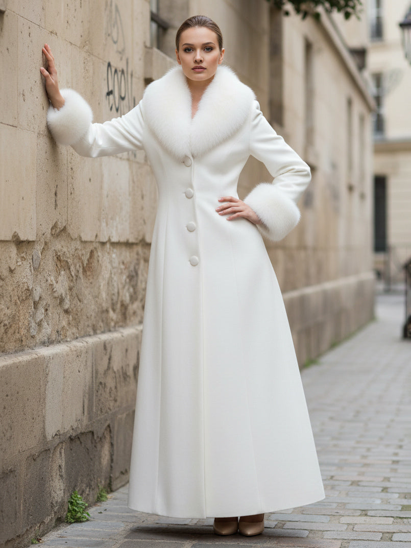 Maxi White Woolen Coat with Faux Fur Collar And Cuffs For Women 2026