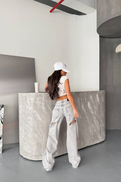 High Waist Vintage Ripped Jean