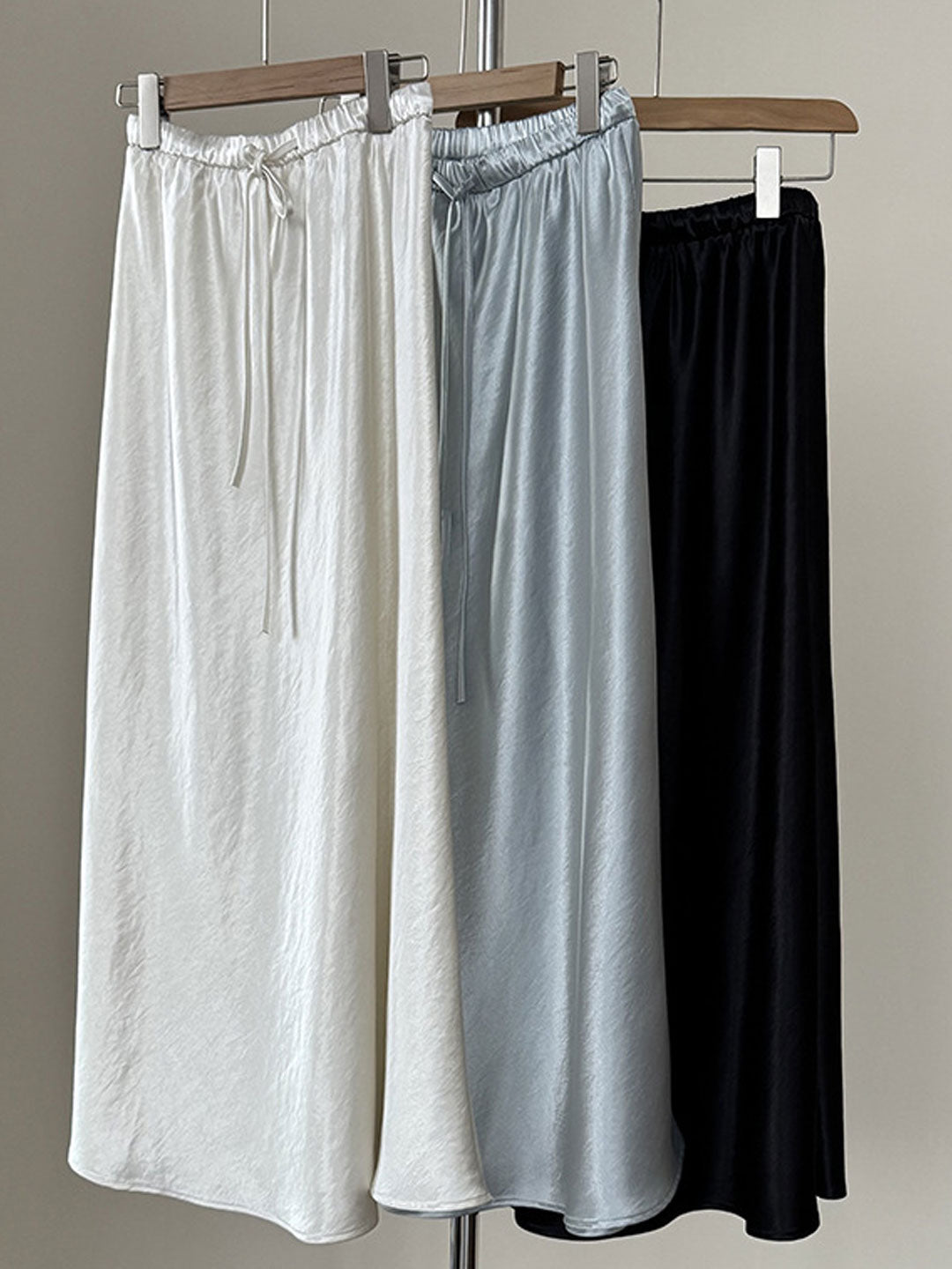 Mary Elegant Solid Color Satin Skirt