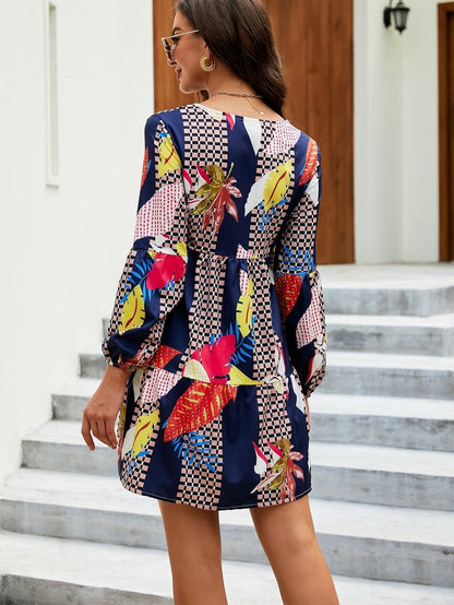 V-Neck Long Sleeve Tiered Botanical Leaf Check Patchwork Mini Dress