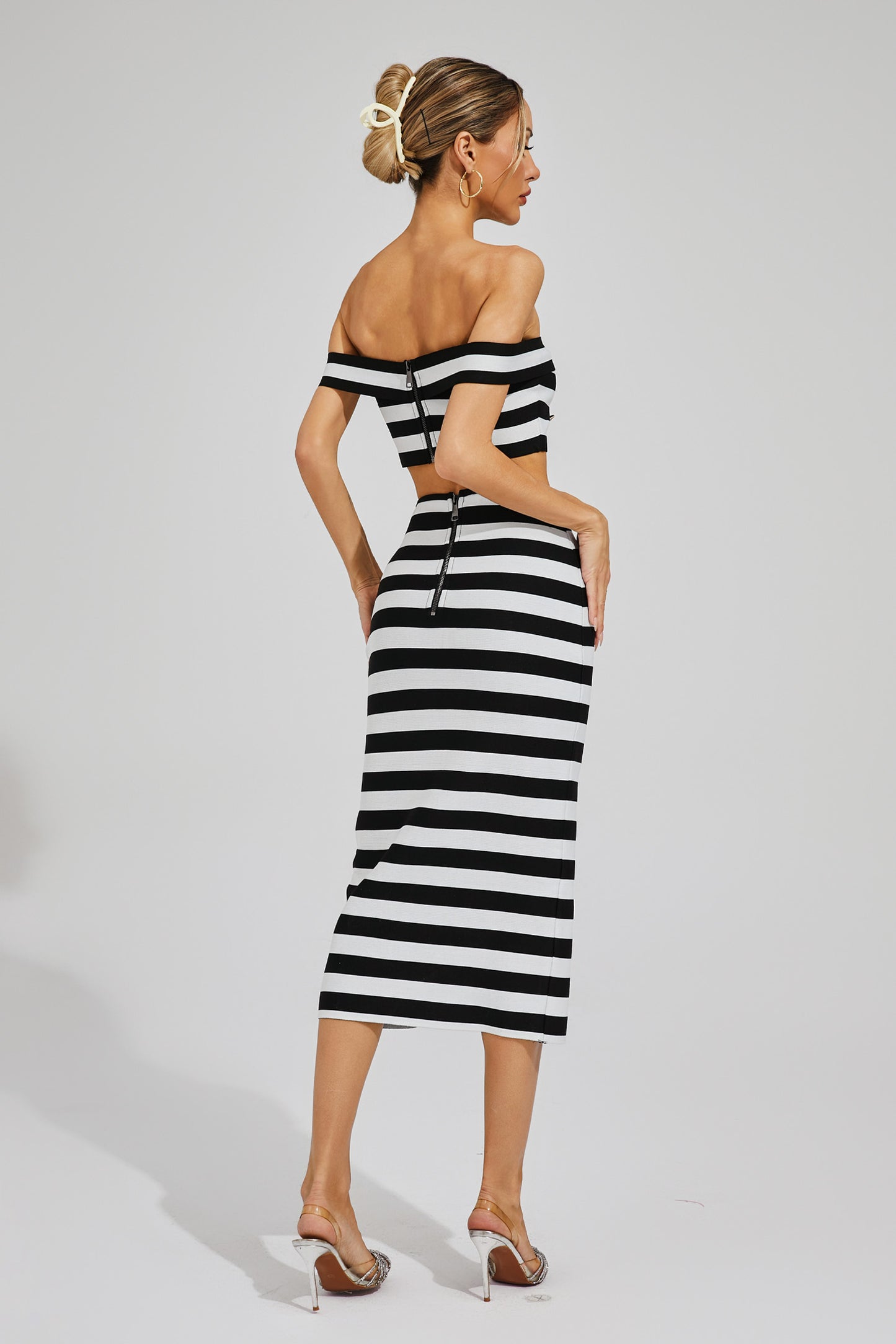 Archibald Black Striped Set