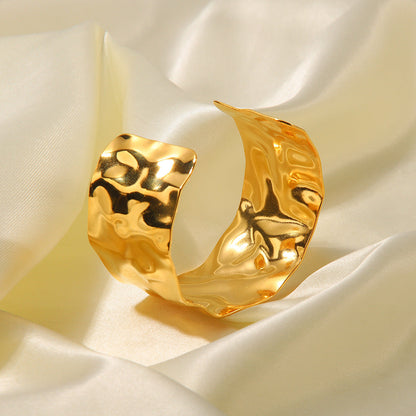 Aurora Hammered Gold Cuff