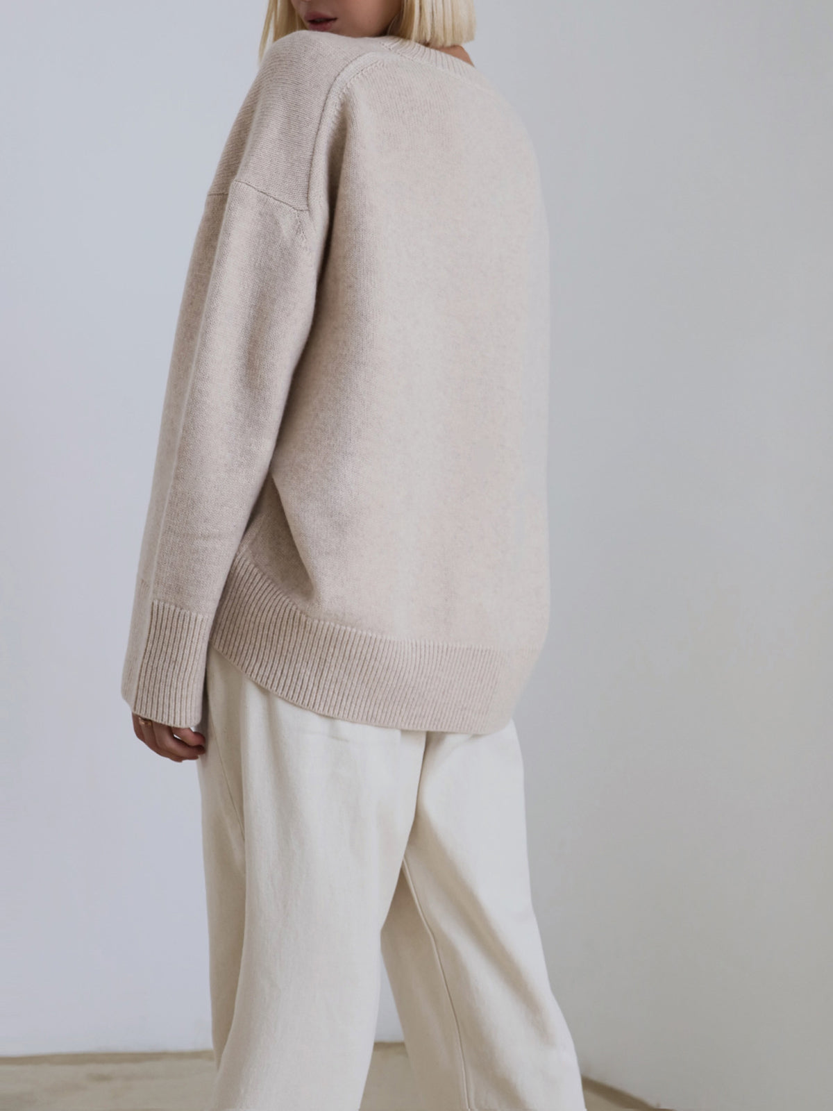 | Women’s Winter Oversized Knit Pullover Sweater