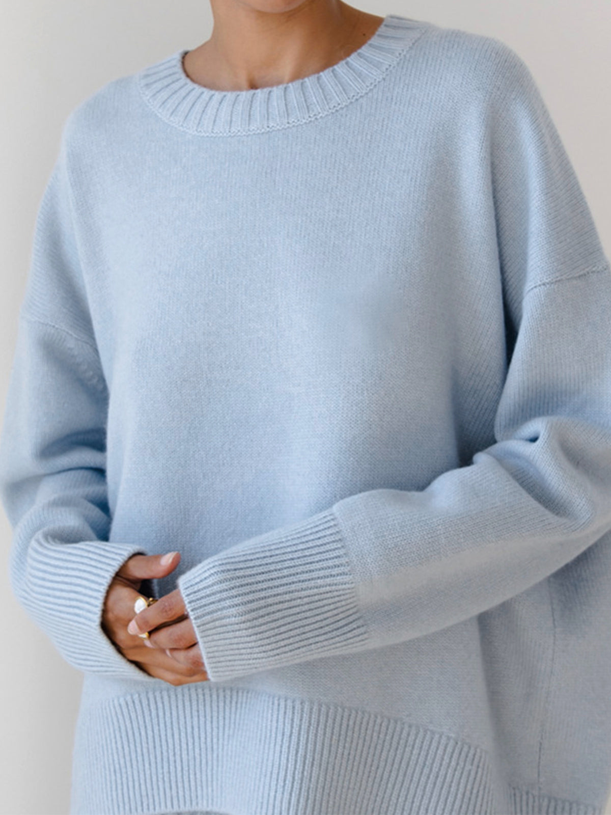 | Women’s Winter Oversized Knit Pullover Sweater