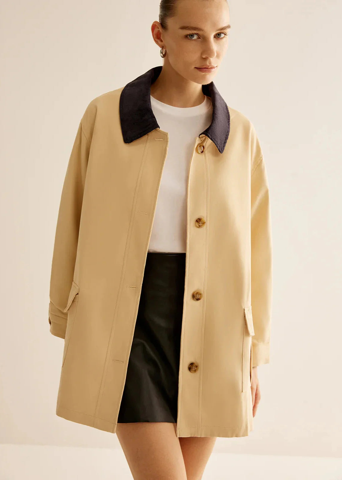 British-Inspired Contrast Collar Cotton Jacket