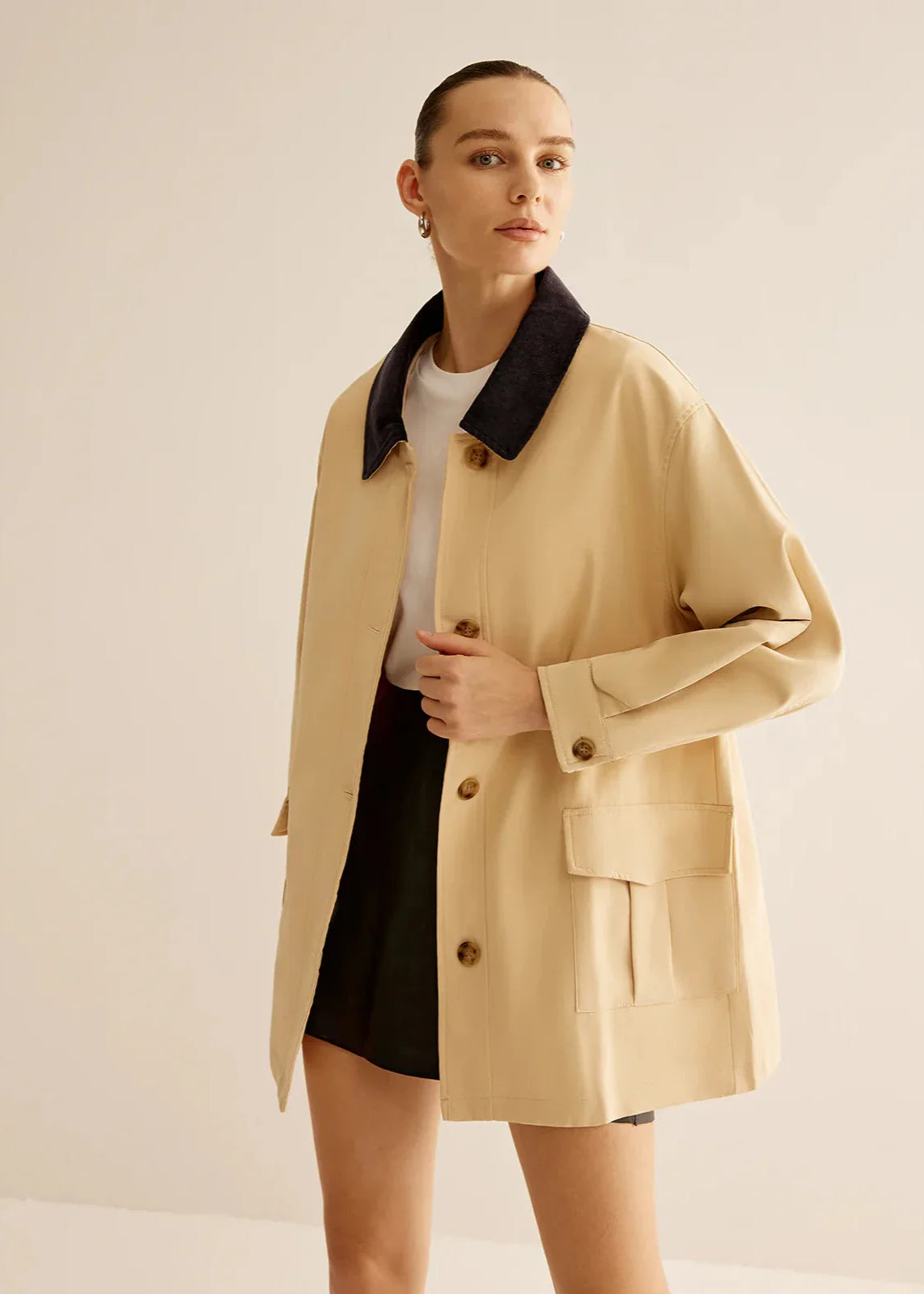 British-Inspired Contrast Collar Cotton Jacket