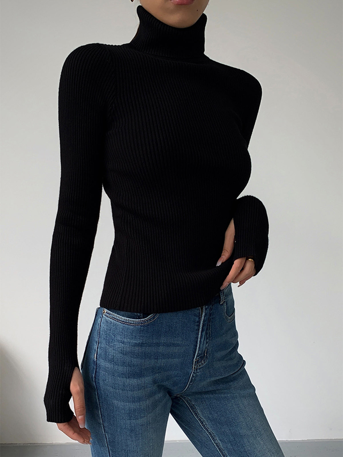 | Women’s Ribbed Turtleneck Sweater